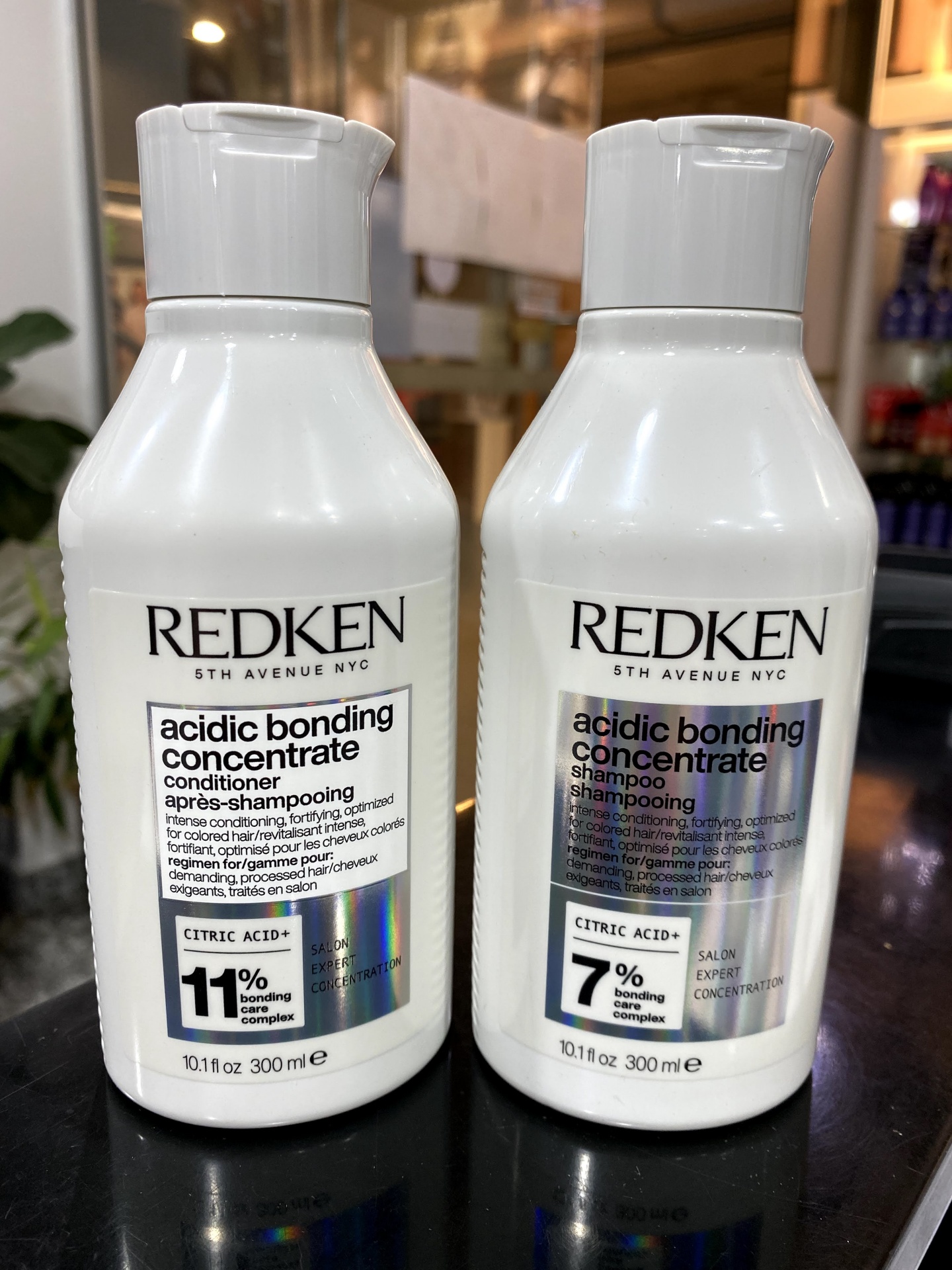 Redken Acidic Bonding Concentrate Shampoo & Conditioner 300ml Duo
