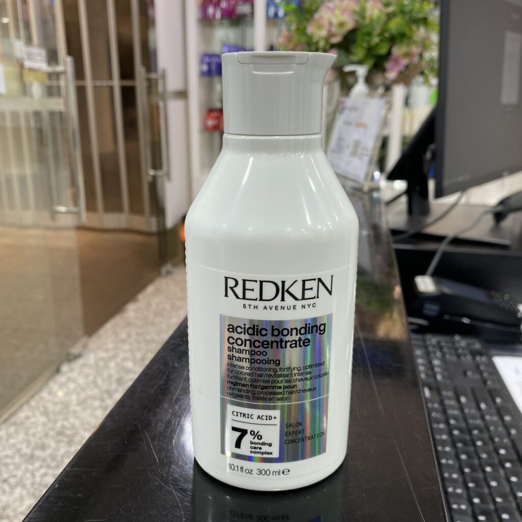 REDKEN ACIDIC BONDING CONCENTRATE SHAMPOO 300ml